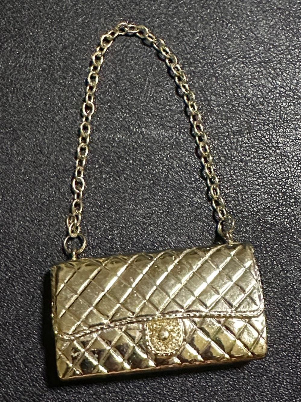 222.  Gold Tone Quilted Purse Decorative Trinket w/ Chain Strap
